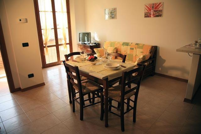 Residence Podere Olmo Sovicille Quarto foto